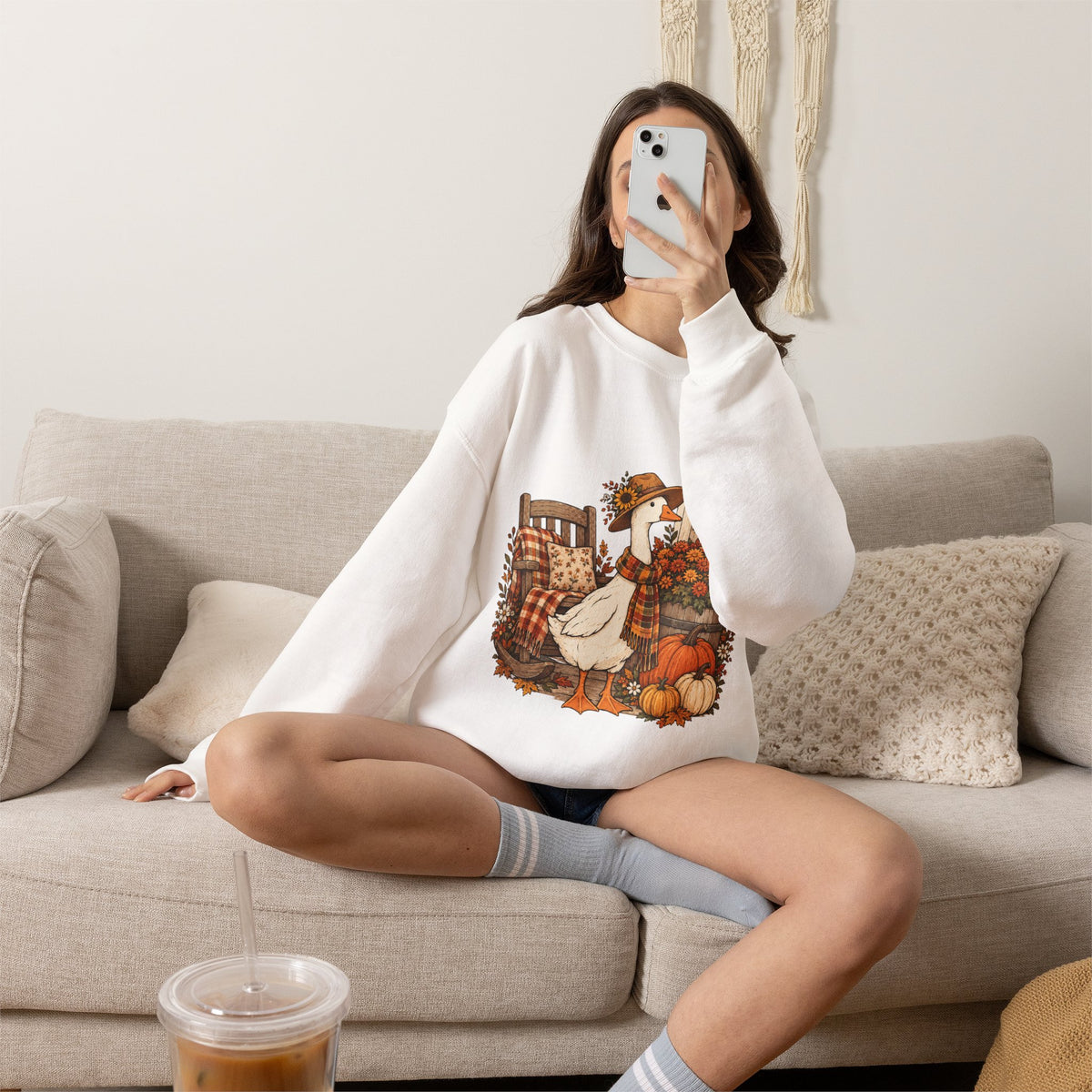 Vintage Porch Goose Crewneck
